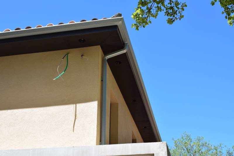 Sous face moderne à proximité de Beauvoisin