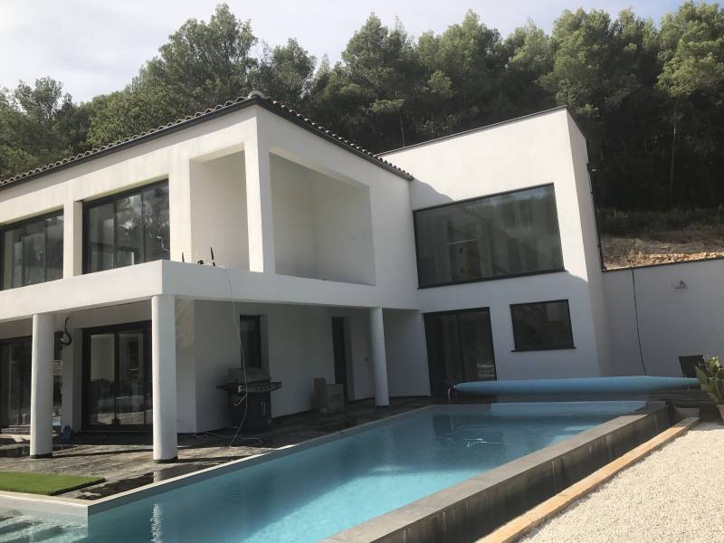 Pose de gouttières en aluminium en continue en PACA