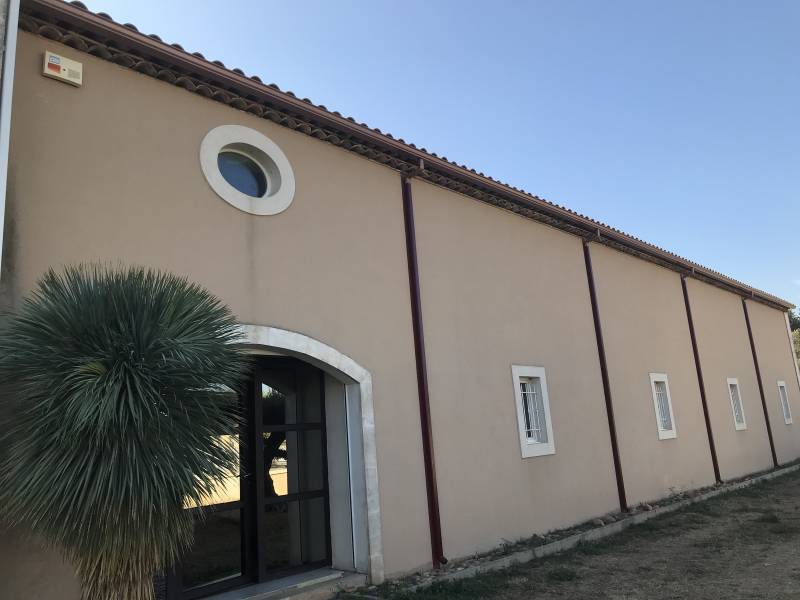 Fabrication et pose de gouttières à proximité d'arles