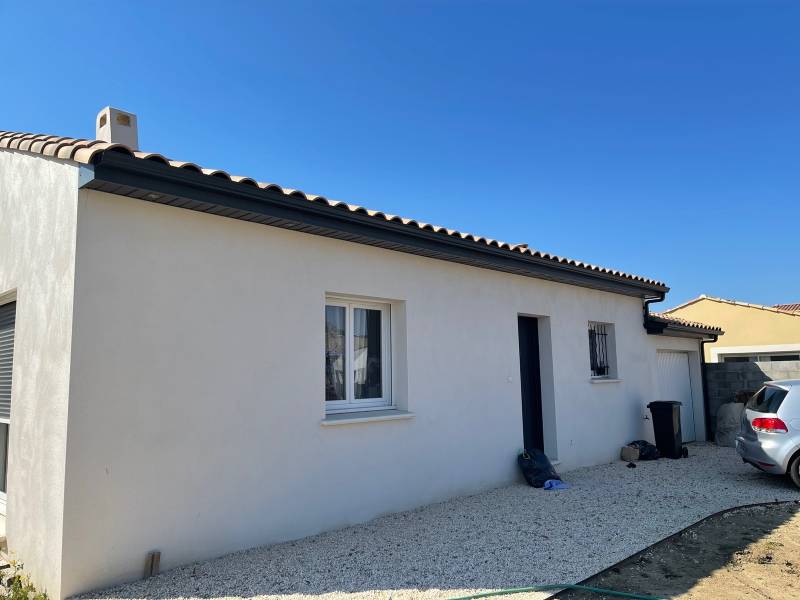 Gouttières à Salon de Provence proche de Saint Martin de Crau