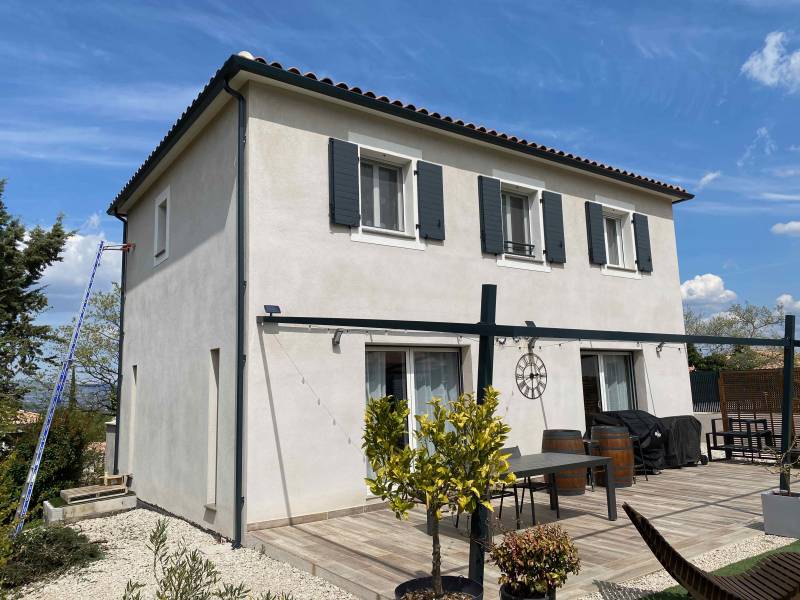 Gouttières Trapèze anthracite proche de Miramas