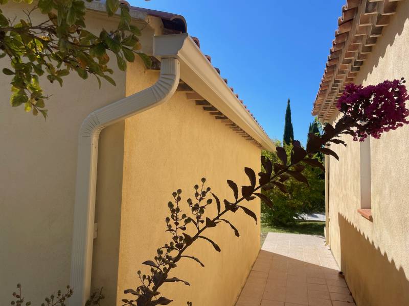 Devis gouttières gratuit dans le Gard