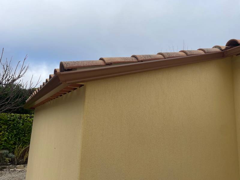 Gouttières aluminium proche de Beaucaire