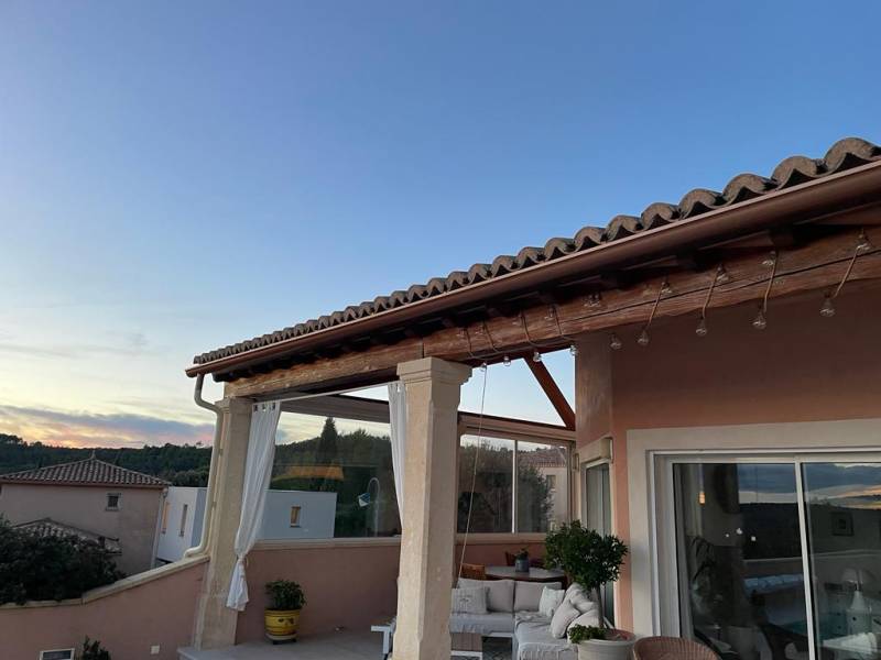 Gouttières aluminium à Beaucaire dans le Gard