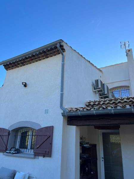 Gouttières en aluminium à Grans proche de Lançon de Provence