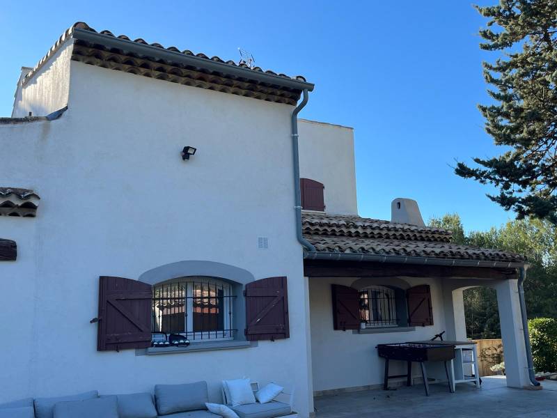 Gouttières aluminium autour de salon-de-Provence