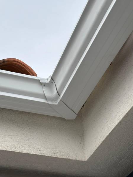 Gouttières aluminium Blanches à Fourques proche d'Arles