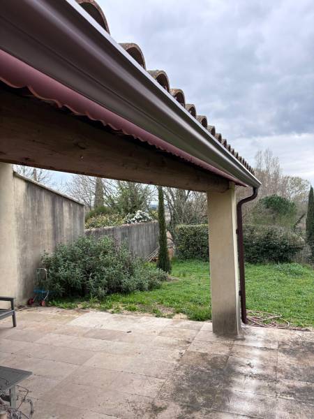 Gouttières en aluminium pas cher à Redessan