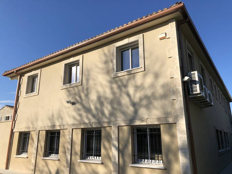 Fabrication et pose de gouttières en aluminium à proximité d'Arles 13